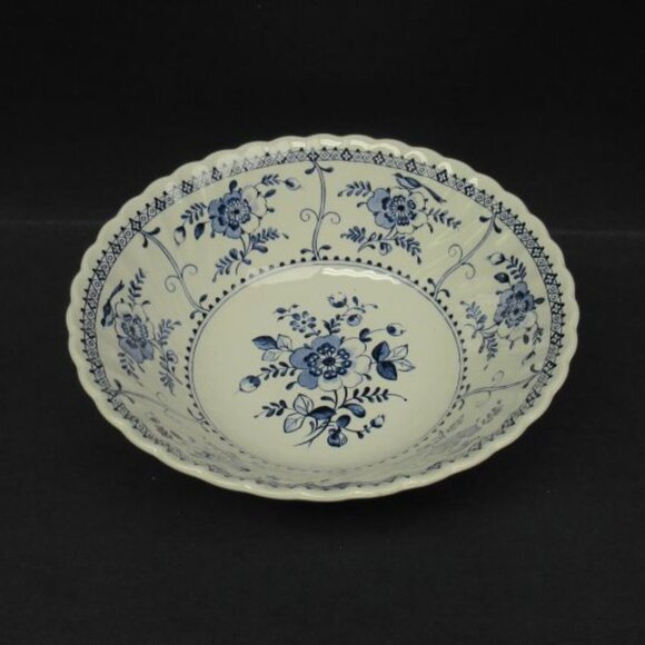 Johnson Brothers China INDIES BLUE 8 Inch Round Vegetable or Serving Bowl - Picture 1 of 4